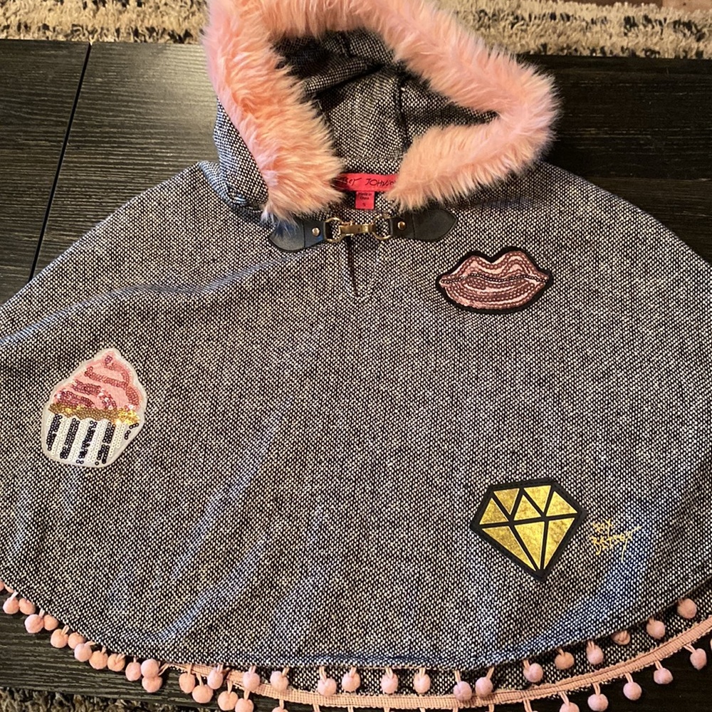 Betsey Johnson size 5 (girls) tweed cape shrug shawl perfect condition!!❤️💗 - Picture 2 of 10